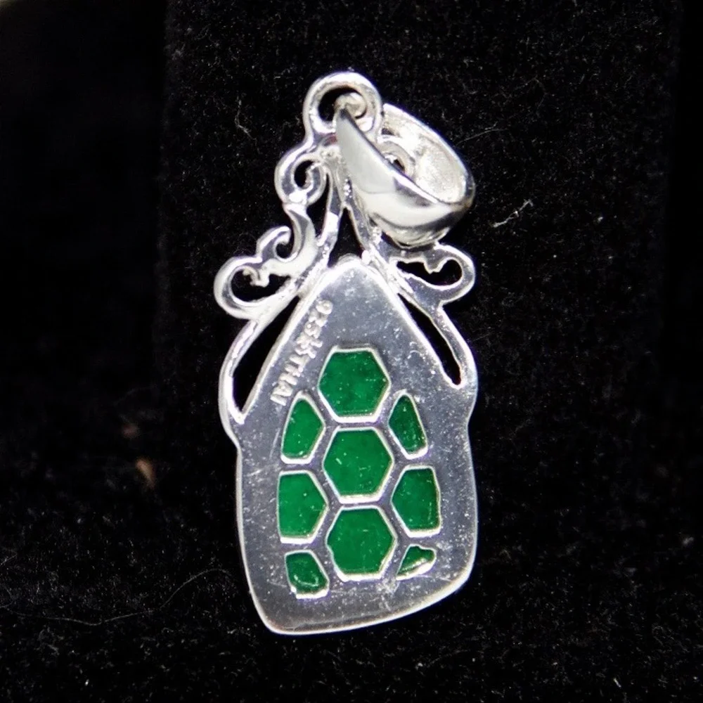 925 Thai Sterling Silver Green Jade‎ Teardrop Scrollwork Pendant Honeycomb Back